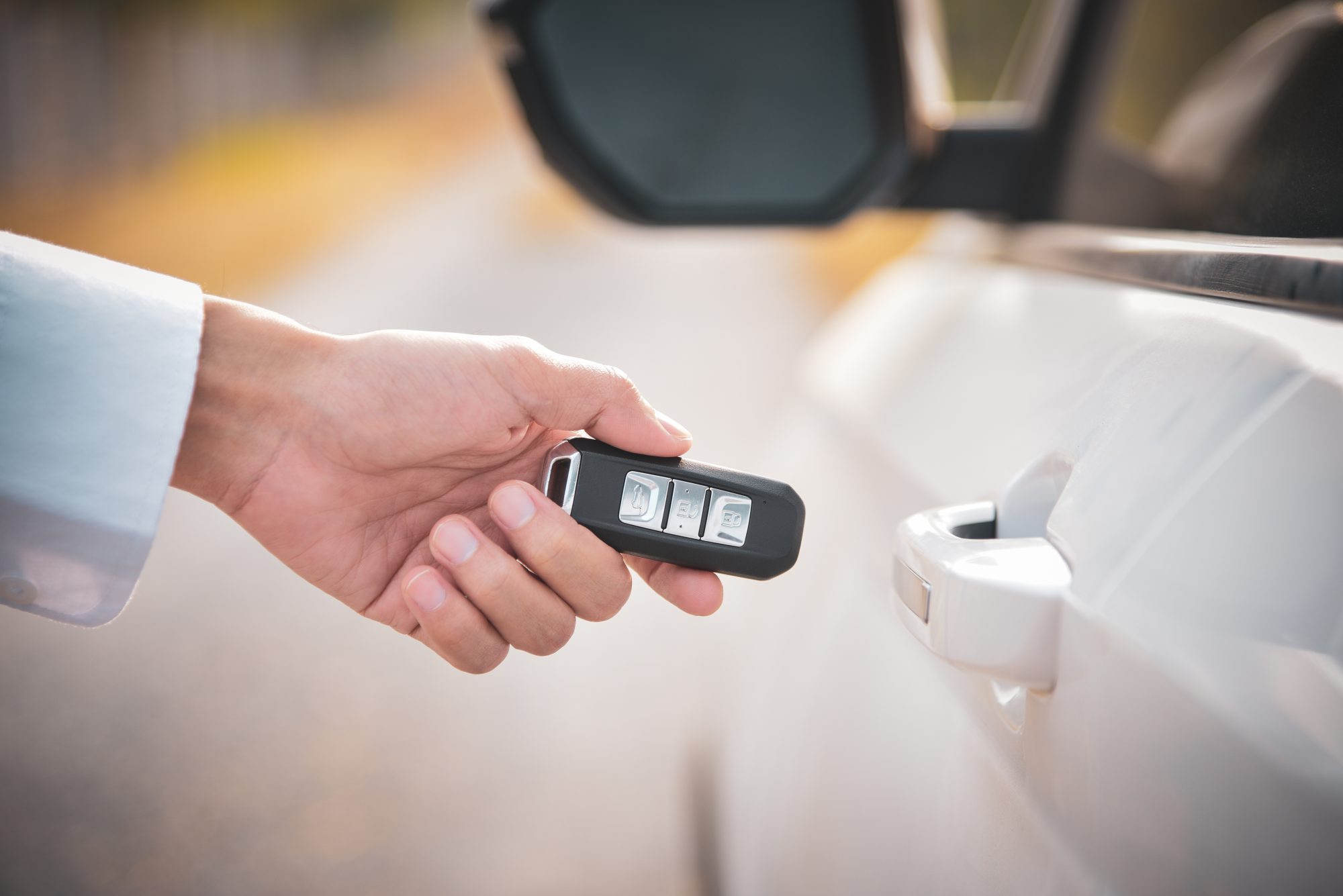How To Replace a Battery in a Car Key Fob 
